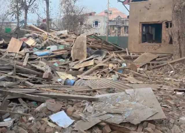 دہلی دھماکہ میں گرفتار کشمیری نوجوان ڈاکٹر عمر کا گھر بھارتی ایجنسیوں نے دھماکہ سے اڑایا