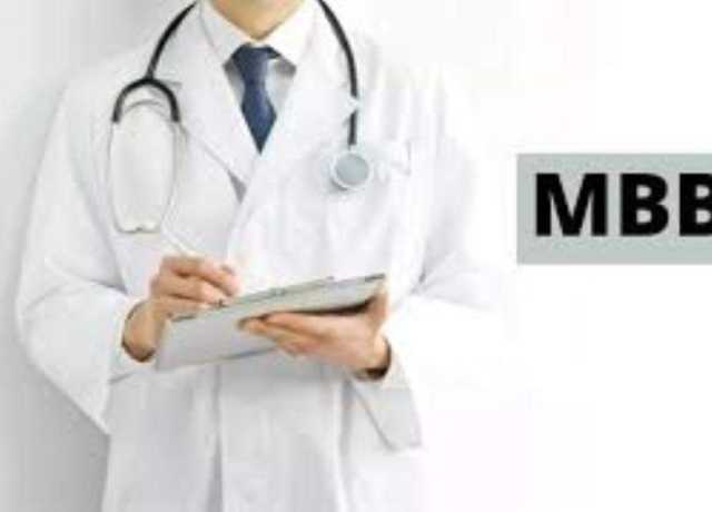 دلی، ”نیشنل میڈیکل کمیشن“ نے تین کشمیری ڈاکٹروں سمیت چار ڈاکٹروں کے نام اپنی فہرست سے حذف کر دیے