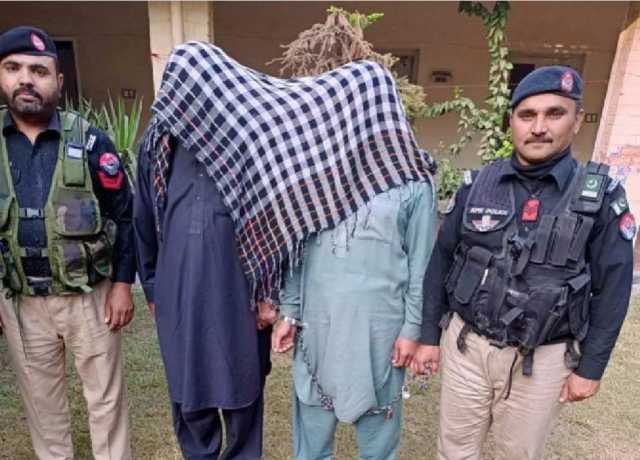 پشاور، ماں، بیٹے اور بہو کے لرزہ خیز قتل میں ملوث دو ملزمان گرفتار