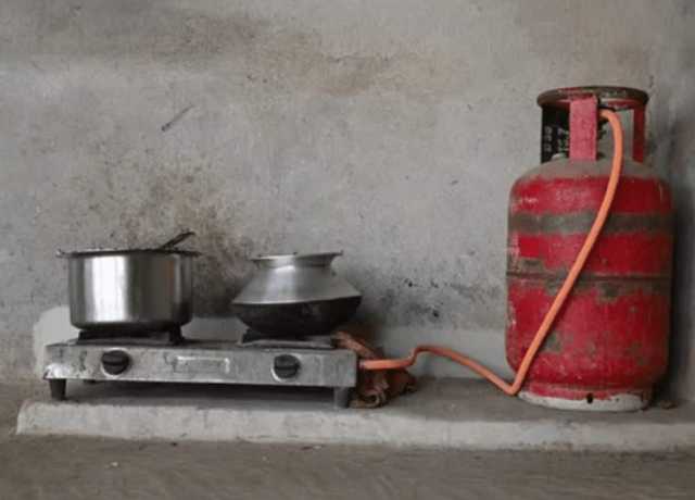 بلوچستان، گیس پائپ لائن کا کام مکمل نہ ہو سکا، عوام کو مشکلات کا سامنا