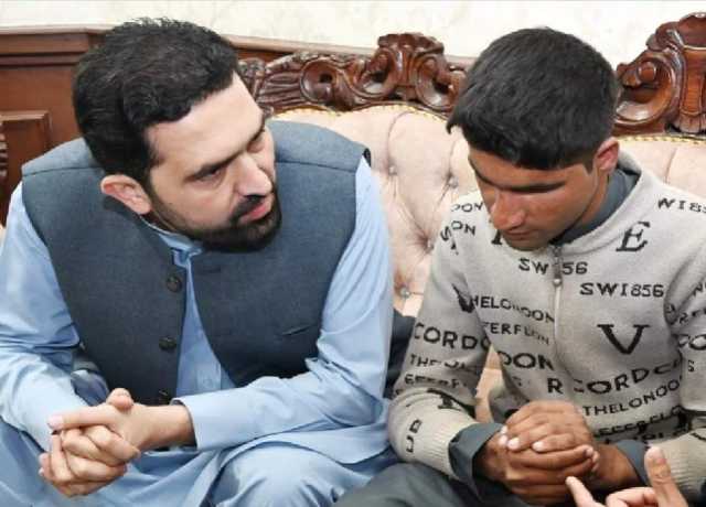 وزیراعلیٰ کے پی کی بینائی سے محروم اور عارضہ قلب کے مریضوں کے مسائل فوری حل کرنے کی ہدایت