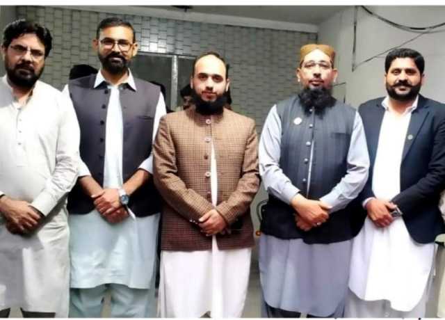 انجمن طلبہ اسلام کے مرکزی صدر فیصل قیوم ماگرے کی وفد کے ہمراہ سید آفتاب عظیم بخاری سے ملاقات