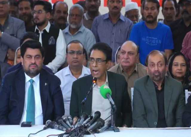 کراچی پر 17 سال کے قبضے کو اب ختم ہونا چاہیئے، خالد مقبول صدیقی