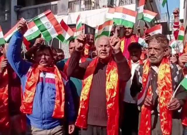 ویشنو دیوی میڈیکل کالج جموں میں میں مسلم طلبہ کے داخلوں پر ہندو انتہا پسندوں کا احتجاج جاری