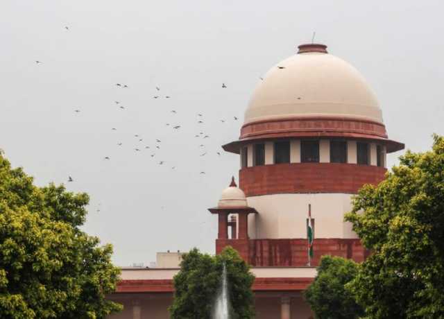 دہلی اور اسکے اطراف میں بدترین فضائی آلودگی، معاملہ پر غور کیلئے سپریم کورٹ میں سماعت ہوگی