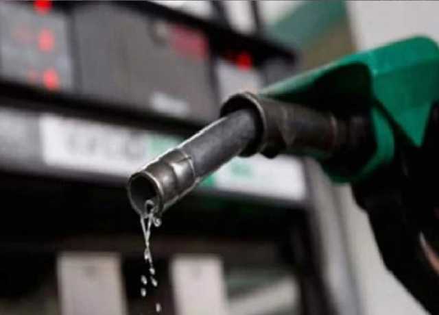 پیٹرولیم مصنوعات کی قیمتوں میں بڑی کمی کا امکان