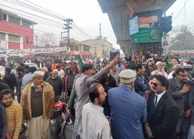 لاہور میں مذہبی جماعت کے حامی وکلا کے مظاہرے کا معاملہ، مقدمہ درج