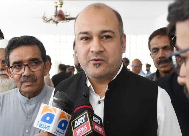 لیاقت علی خان کی برسی کے موقع پر علی خورشیدی کی مزارِ قائد پر حاضری