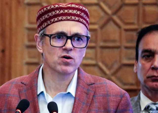 جموں و کشمیر میں عمر عبداللہ کی حکومت کا ایک سال مکمل، اپوزیشن نے ناکامیاں اجاگر کیں