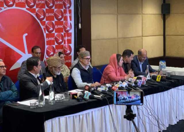 جموں و کشمیر کے حقوق چھیننے کی کوشش ہورہی ہے، عمر عبداللہ