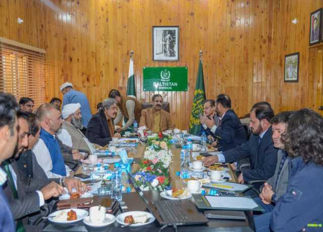سینیٹ کی قائمہ کمیٹی برائے امور کشمیر و گلگت بلتستان کا سکردو میں اجلاس