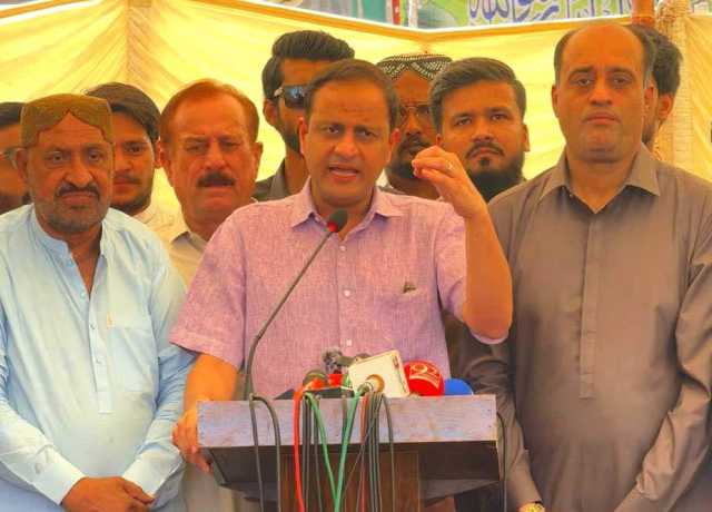 ہم آپ کو کام کرکے اور مخالفین سے بھی کروا کے دکھائیں گے، میئر کراچی