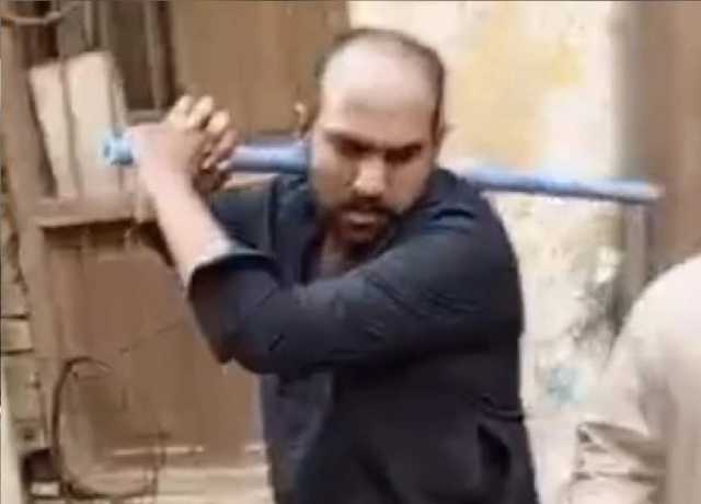 شہری کو برہنہ کرکے تشدد کرنے والوں میں کے پی پولیس کا اہلکار بھی ملوث نکلا