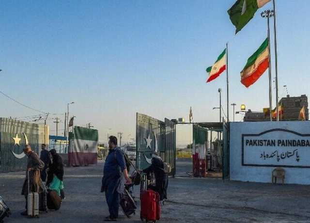 ایران نے پاکستانی زائرین کیلئے چند شرائط کیساتھ زیارتی ویزہ کھول دیا