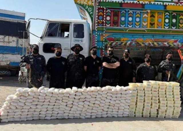 کسٹمز انفورسمنٹ کوئٹہ نے اربوں روپے کی کرسٹل آئس سمگل کرنے کی کوشش ناکام بنا دی