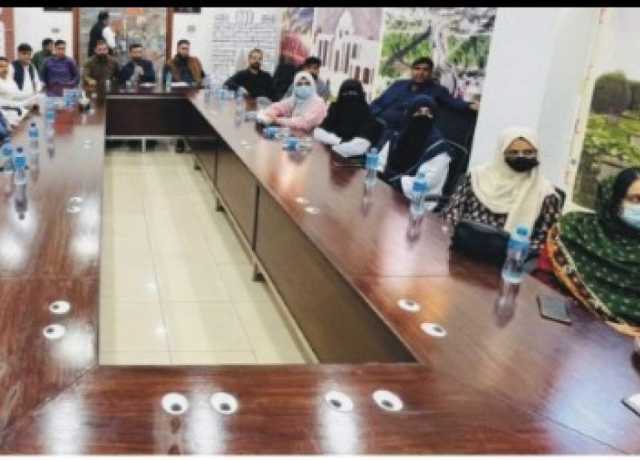 کشمیری عوام اپنے اصولی موقف سے ہرگز پیچھے نہیں ہٹیں گے، مقررین سیمینار