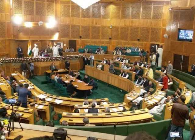 کشمیر اسمبلی اراکین نے متفقہ طور معراج ملک پر عائد پی ایس اے کو منسوخ کرنیکا مطالبہ کیا