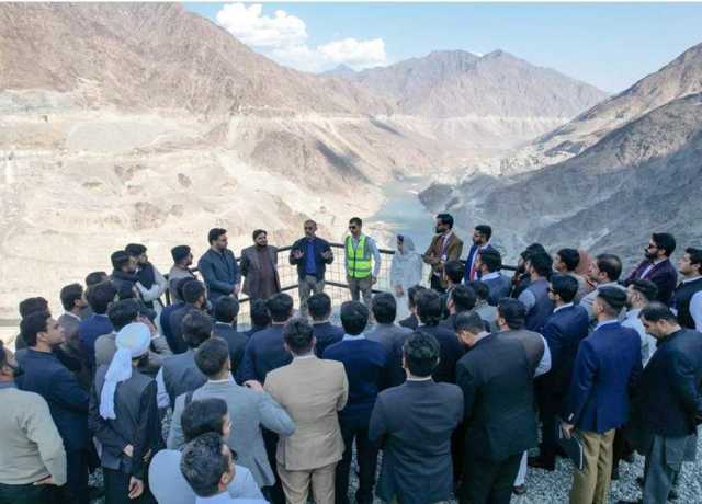 واپڈا ایڈمنسٹریٹو اسٹاف کالج اسلام آباد کے فیکلٹی ممبران اور کورس کے شرکاء کا دیامر ڈیم سائٹ کا دورہ
