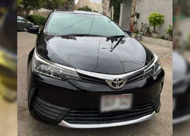 کراچی، ایڈوائزر گورنر خیبرپختونخوا کی اسلحے کے زور پر چھینی گئی گاڑی برآمد