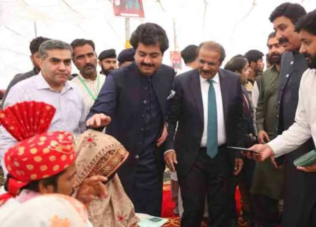 دھی رانی پروگرام، مظفرگڑھ میں 200 جوڑوں کی اجتماعی شادیاں