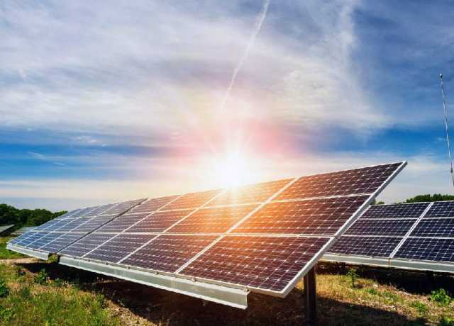 پاکستان میں شمسی توانائی کا استعمال تاریخی سنگ میل عبور کرگیا