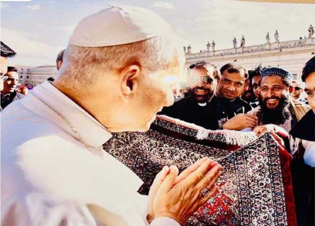 چیئرمین کل مسالک علماء بورڈ مولانا عاصم مخدوم کی اٹلی میں پوپ لیو سے ملاقات