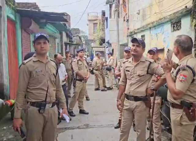 دہلی کار بلاسٹ معاملے کو لیکر اتراکھنڈ میں این آئی اے کا چھاپہ، امام جماعت سمیت 2 مسلمان گرفتار