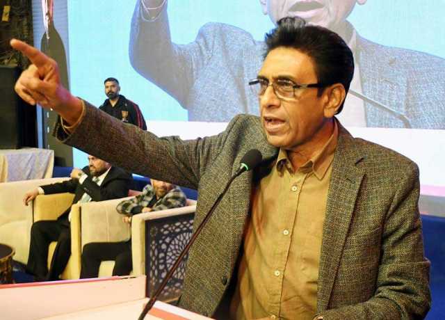 70ء کی دہائی سے مہاجر حقوق کی جدوجہد کر رہے ہیں، عزت اور بقاء پر سمجھوتہ نہیں کرینگے، خالد مقبول صدیقی