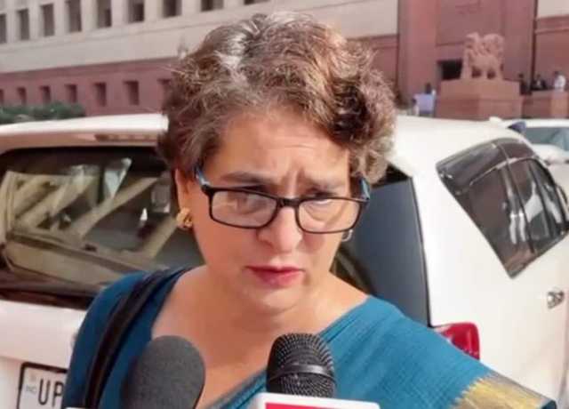 عوامی ایشوز پر بولنا اور مسائل کو اٹھانا ڈرامہ نہیں ہے، پرینکا گاندھی