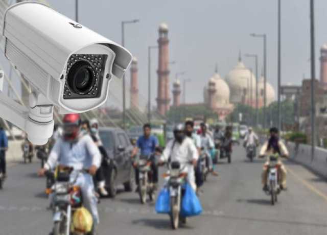 پنجاب میں 120 گھنٹوں میں 3 لاکھ سے زائد ای چالان، 35 کروڑ روپے کے جرمانے