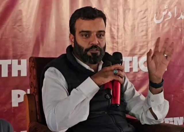 جموں و کشمیر میں ریزرویشن کو لیکر احتجاج کی ڈیڈ لائن برقرار ہے، آغا سید روح اللہ مہدی