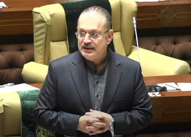 ووٹر چاہے کسی کا ہو، کراچی کے ہر علاقے میں بس چلائیں گے، شرجیل انعام میمن