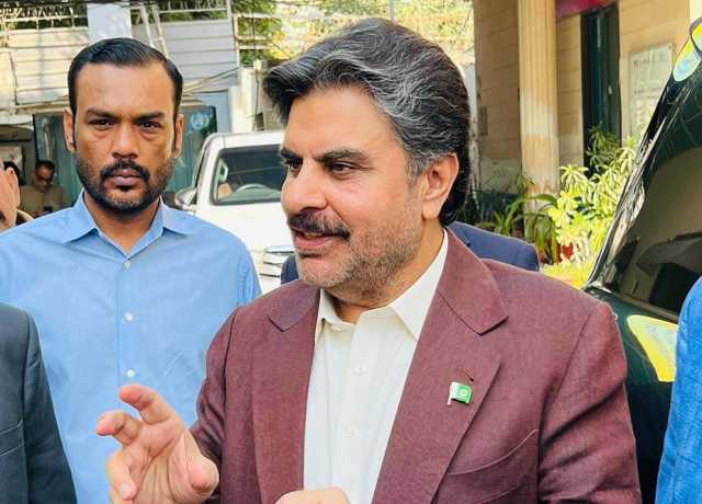 سندھ کی تقسیم کی باتیں ایم کیو ایم خود کو زندہ رکھنے کیلئے کر رہی ہے، ناصر حسین شاہ