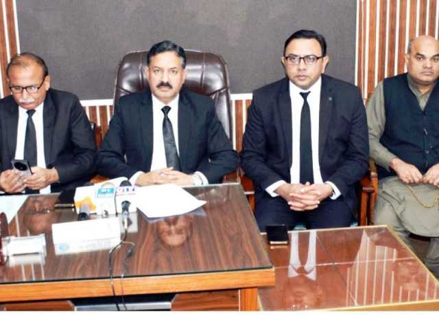 وکیل ذیشان ڈھڈی کا مقدمہ د ہشت گردی عدالت میں مقدمہ چلایا جائے، ڈسٹرکٹ بار ملتان 