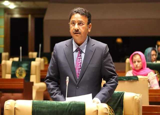 کراچی میں ٹریفک کے نظام کو بہتر بنانے کیلئے خلوص نیت کے ساتھ کوشاں ہے، ضیاء لنجار