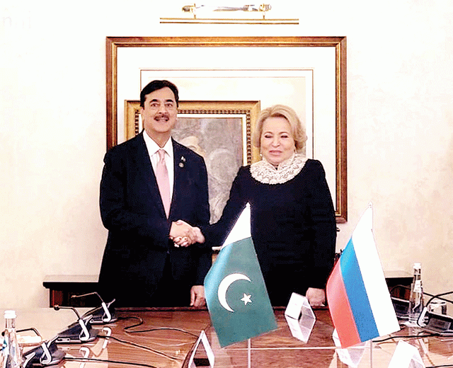 پاکستان ‘ بھارت کشیدگی کم کرنے کیلئے روس کردارادا کرے : چیئر مین سینٹ 