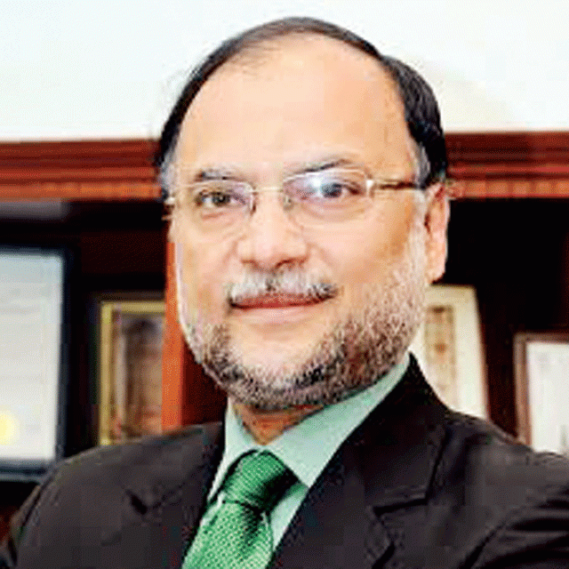 پاکستان پر میلی نگاہ ڈالنے والے کو پہلے سے شدید جواب ملے گا: احسن اقبال