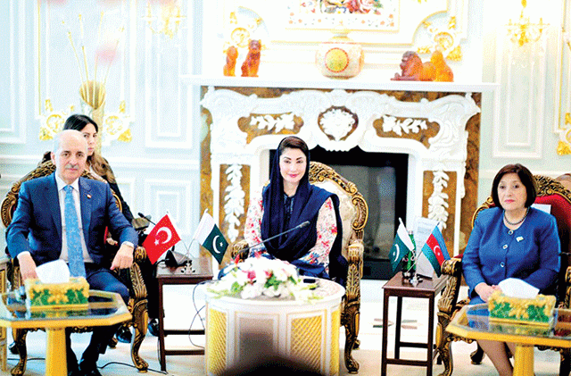 سبز یوں کے نرخ کم ‘ دستیا بی یقینی  بنانے کیلئے فوری اقدامات  کئے جائیں : مریم نواز 
