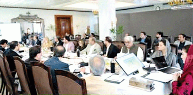 قیدی  نمبر  804کے نام  سے  کب تک  پیٹ  بھرے  : لوگوں  نے ترقی  یافتہ  پنجاب  کو ووٹ  دیا ‘ ہر ی  پور  میں  ن  لیگ  نے گھر  میں گھس  کر مارا : مریم  نواز 