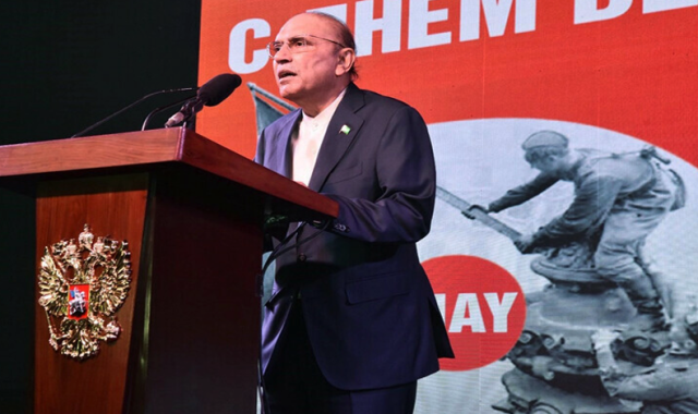 آئیے پاکستان اور روس مل کر خطے اور دنیا کے مستقبل کیلئے کام کریں: صدرمملکت