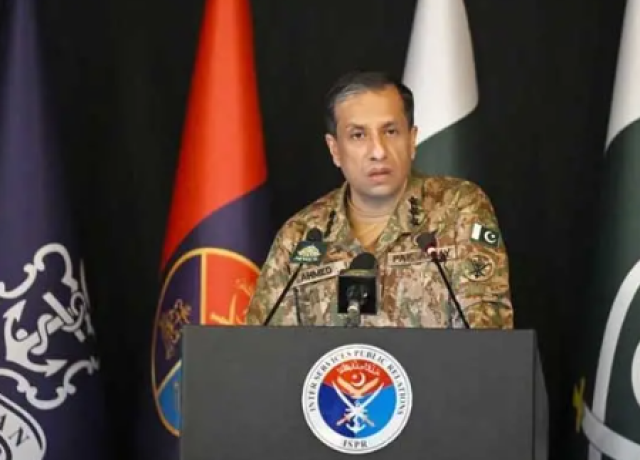 انڈیا نے سویلین آبادی اور مسجدوں کو نشانہ بنایا: پاکستانی فوج کے ترجمان