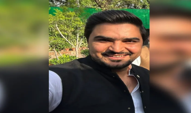 پاکستان تحریک انصاف کے رہنما میاں عباد فاروق کوٹ لکھپت جیل سے رہا