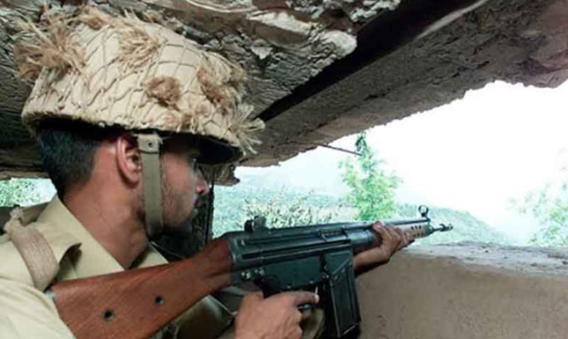 پاک فوج نے ایل او سی پر بھارت کی مزید 5 پوسٹیں تباہ کر دیں