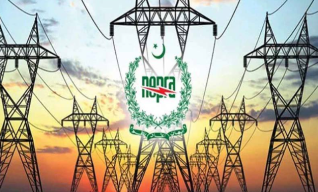 مہنگائی سے پریشان عوام پر ایک بم گرانے کی تیاری، بجلی کی قیمت مزئد بڑھنے کا امکان