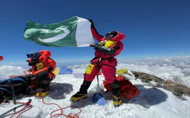 پاکستان کا اور اعزاز،کوہ پیما نائلہ کیانی نے دنیا کی تیسری بلند تریین چوٹی سر کرلی۔