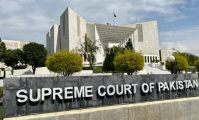 ججز کا تبادلہ صدر مملکت کا آئینی اختیار ، کوئی کیسے دبائو ڈال سکتا ہے ؟ سپریم کورٹ
