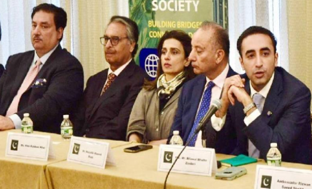 بلاول بھٹو کی قیادت میں پاکستانی وفد دورہ نیویارک مکمل کر کے واشنگٹن پہنچ گیا۔