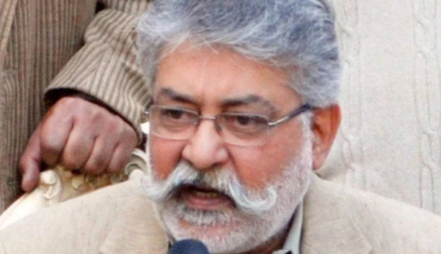 بھارت نے پانی بند کیا تو جنگ ہوگی، وہ جنگ آخری ہوگی کیونکہ اسکے بعد بھارت جنگ کے قابل نہیں رہیگا: پیر پگارا