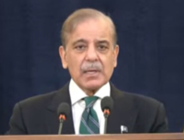 وزیر اعظم شہباز شریف نے کہا ہے کہ بلوچ عوام نے قومی وحدت کے لیے تاریخی کردار ادا کیا۔