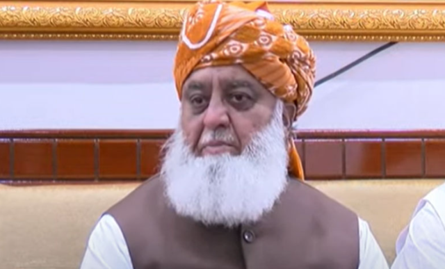 کم عمر شادی قانون مسترد، مولانا فضل الرحمان کا حکومت کیخلاف تحریک چلانے کا اعلان